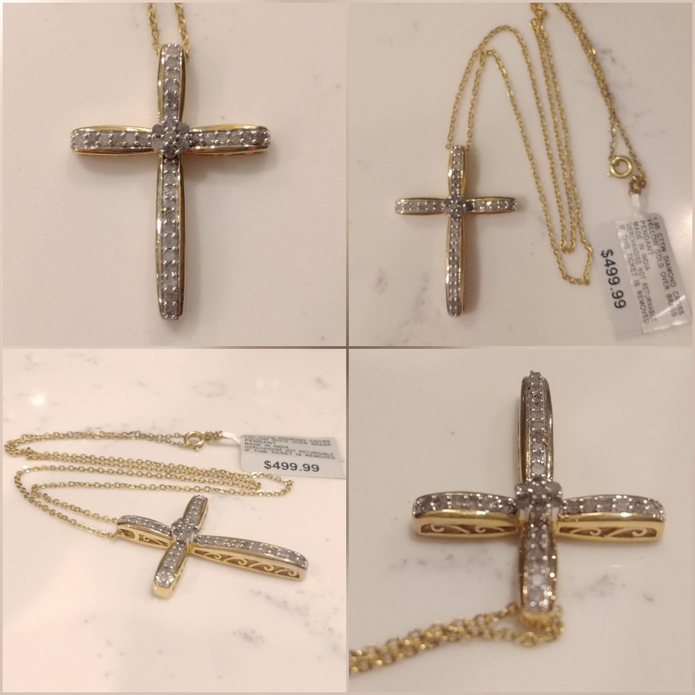 1 CTTW Diamond Cross Pendant Yellow Gold